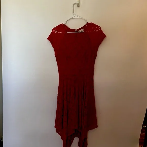 the limited red dress Lita | RED Twisted Asymmetric Maxi Dress